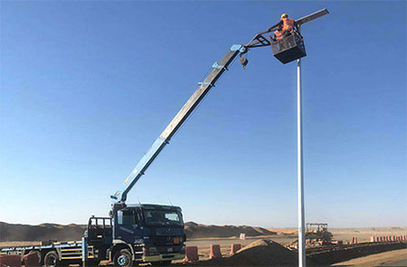 1000 set semua dalam satu projek lampu jalan suria di arab Saudi
