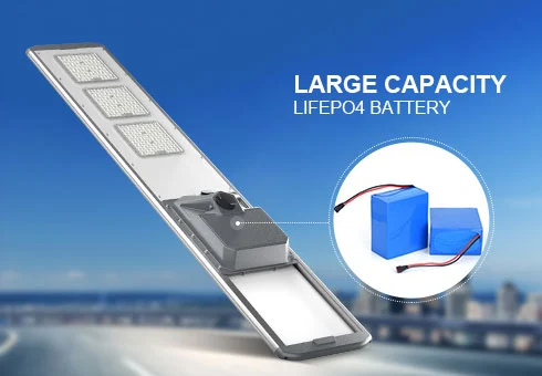 Bateri litium lifePo4 kapasiti besar terbina dalam menyokong 4-5 malam pencahayaan selepas pengecasan penuh. Masa pencahayaan yang lebih lama ketumpatan tinggi, kapasiti besar, hayat perkhidmatan yang lebih lama, lebih stabil.