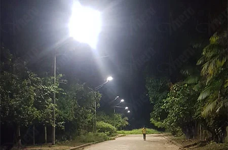 Projek lampu suria jalan luar bandar Colombia