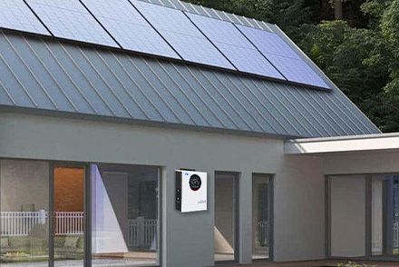 Ciri-ciri utama untuk mencari dalam sistem penyimpanan tenaga industri