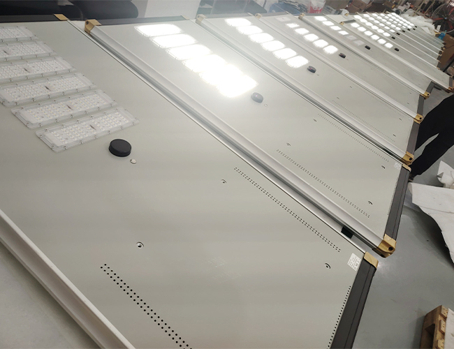 60W 80W 100W 120W 150W 200W 250W All-in-One Solar Street Light